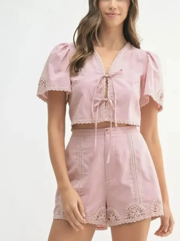 Chloe set