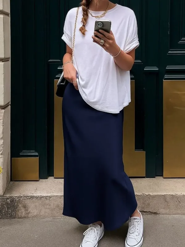 Aniston Skirt - Navy